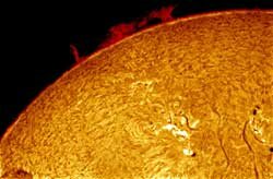 sun in hydrogen alpha
